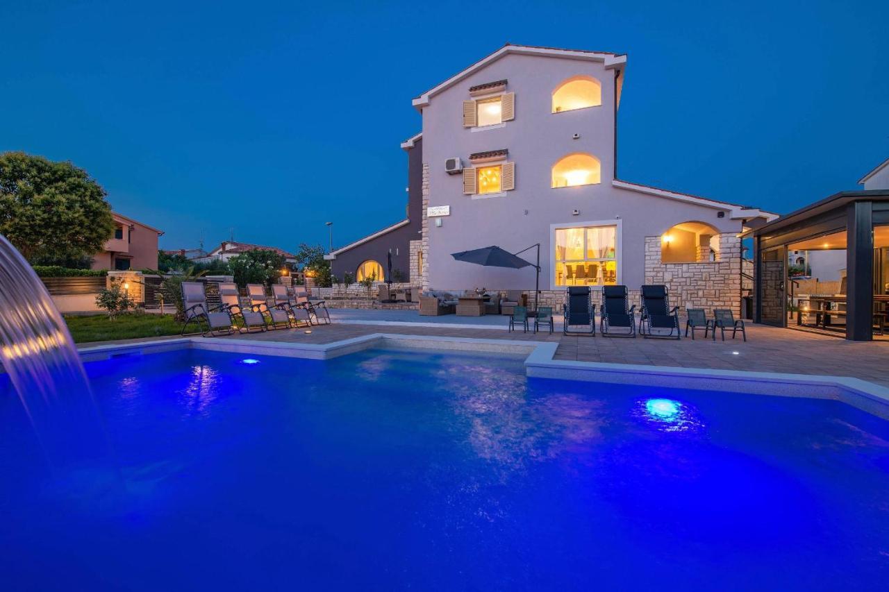 Villa Zorica Porec Exterior photo
